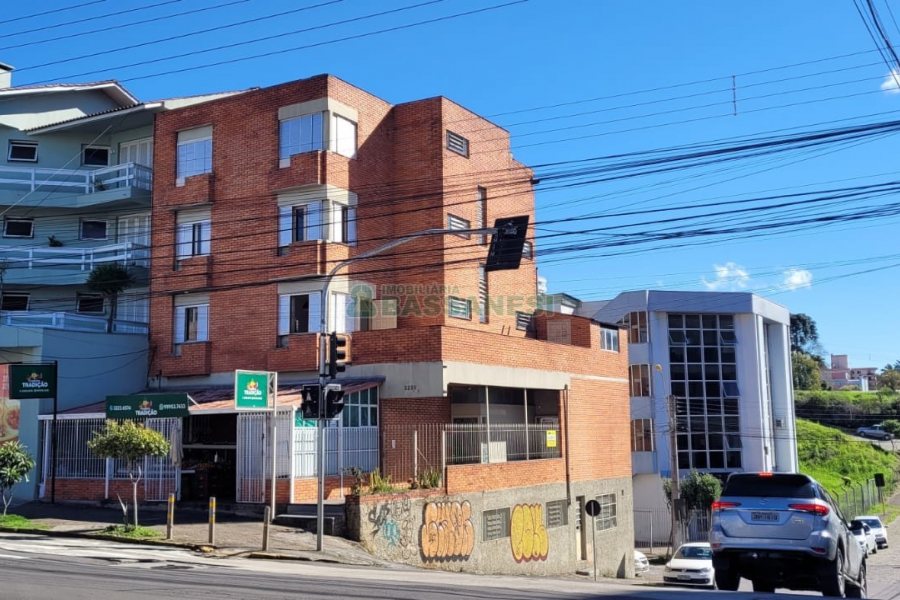 Predio, no bairro Pio X em Caxias do Sul para Comprar