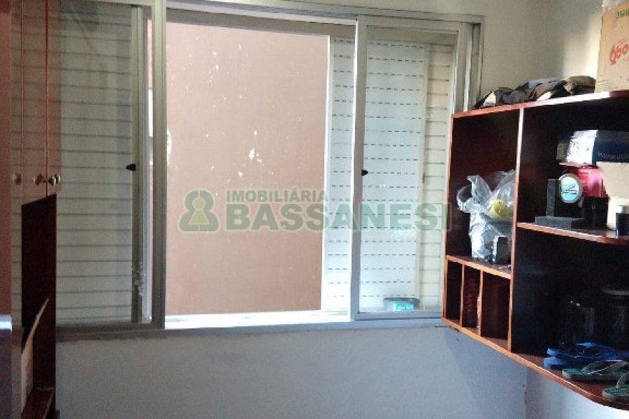 Apartamento com 51m², 2 dormitórios, no bairro Centro em Caxias do Sul para Comprar