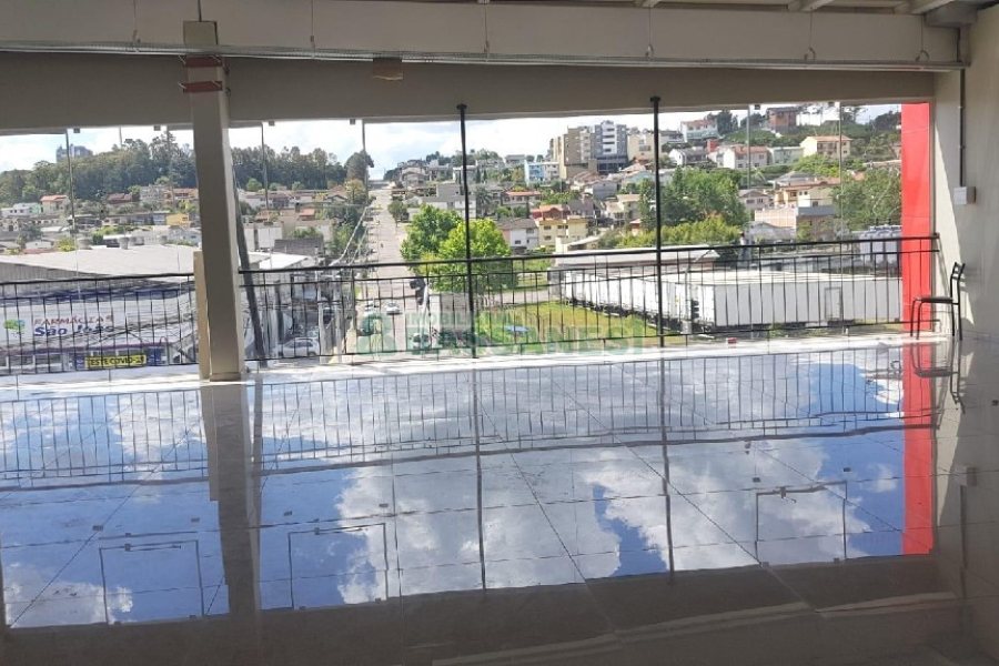 Loja com 112m², no bairro Santa Catarina em Caxias do Sul para Alugar