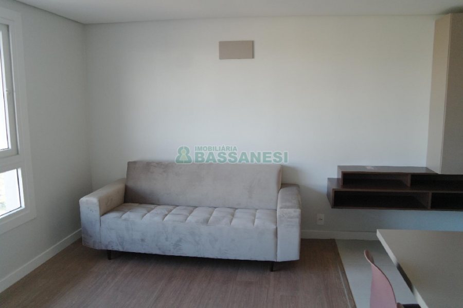 Apto Mobiliado com 38m², 1 dormitório, 1 vaga, no bairro Villagio Iguatemi em Caxias do Sul para Alugar
