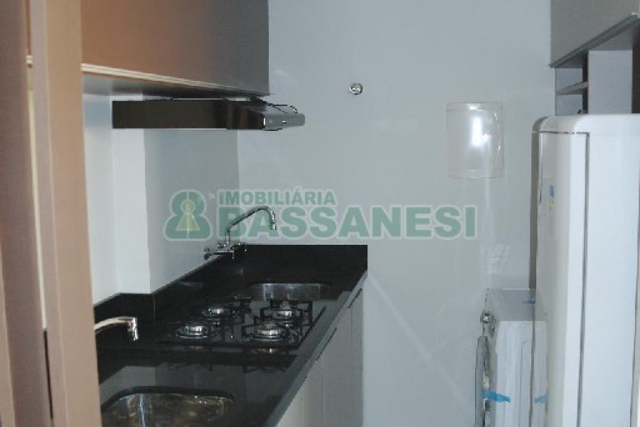 Apto Mobiliado com 38m², 1 dormitório, 1 vaga, no bairro Villagio Iguatemi em Caxias do Sul para Alugar