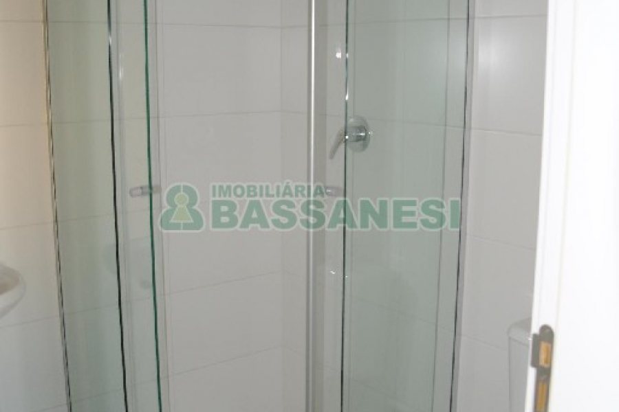 Apto Mobiliado com 38m², 1 dormitório, 1 vaga, no bairro Villagio Iguatemi em Caxias do Sul para Alugar