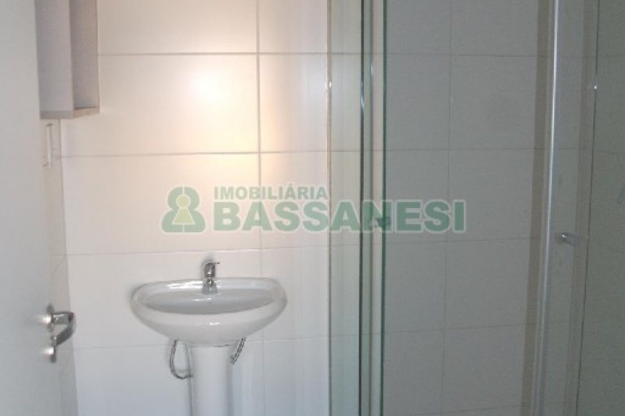 Apto Mobiliado com 38m², 1 dormitório, 1 vaga, no bairro Villagio Iguatemi em Caxias do Sul para Alugar