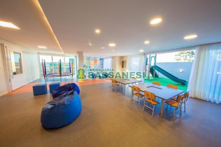 Apto Mobiliado com 38m², 1 dormitório, 1 vaga, no bairro Villagio Iguatemi em Caxias do Sul para Alugar