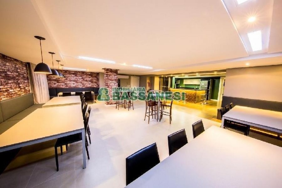 Apto Mobiliado com 38m², 1 dormitório, 1 vaga, no bairro Villagio Iguatemi em Caxias do Sul para Alugar