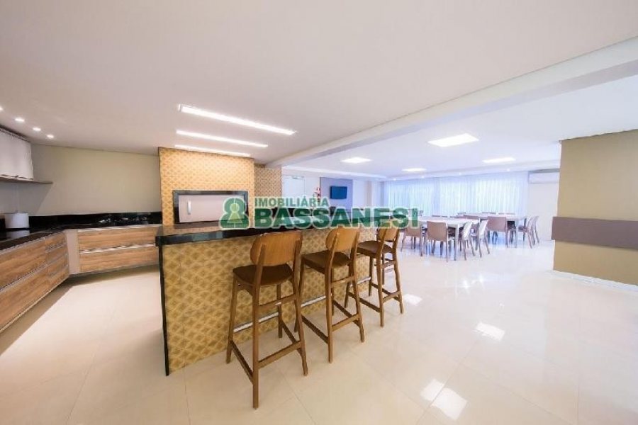 Apto Mobiliado com 38m², 1 dormitório, 1 vaga, no bairro Villagio Iguatemi em Caxias do Sul para Alugar