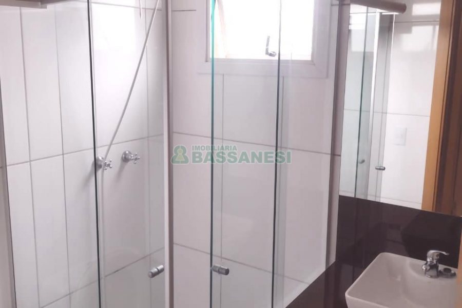 Apartamento com 56m², 2 dormitórios, 1 vaga, no bairro São Caetano em Caxias do Sul para Comprar