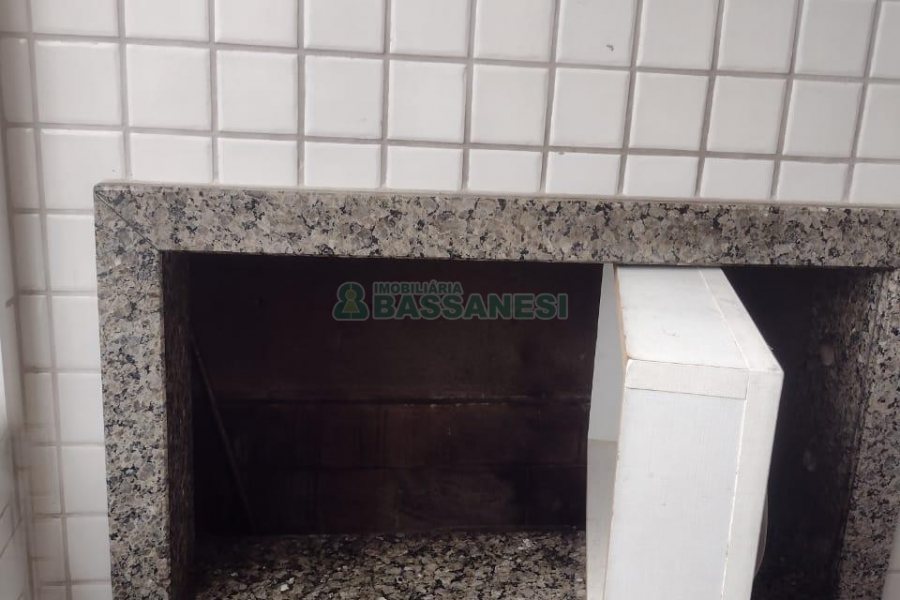 Apartamento com 56m², 2 dormitórios, 1 vaga, no bairro São Caetano em Caxias do Sul para Comprar