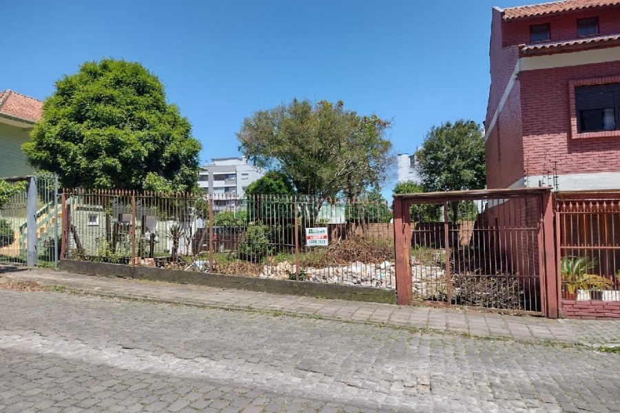 Terreno, no bairro Panazzolo em Caxias do Sul para Comprar