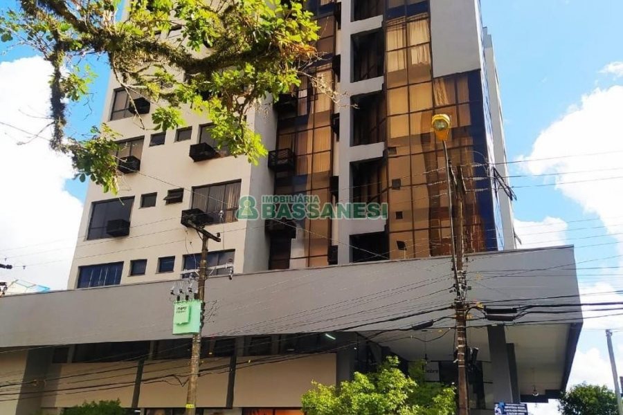 Sala com 60m², no bairro Centro em Caxias do Sul para Alugar