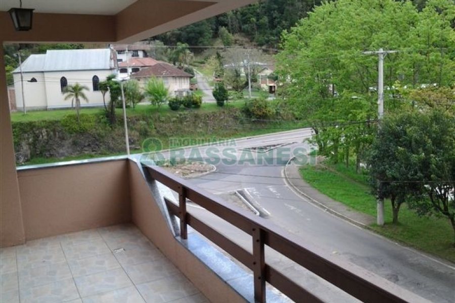 Apartamento com 150m², 3 dormitórios, 2 vagas, no bairro Santa Corona em Caxias do Sul para Comprar