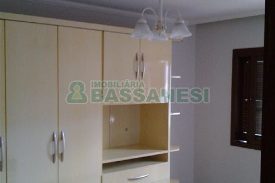 Apartamento com 150m², 3 dormitórios, 2 vagas, no bairro Santa Corona em Caxias do Sul para Comprar