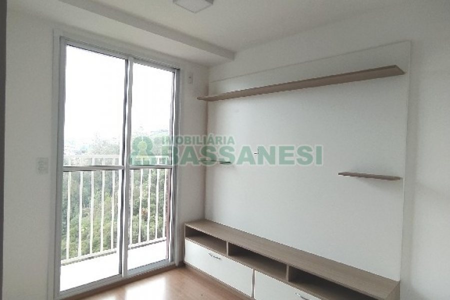 Apartamento com 42m², 2 dormitórios, 1 vaga, no bairro Petrópolis em Caxias do Sul para Alugar