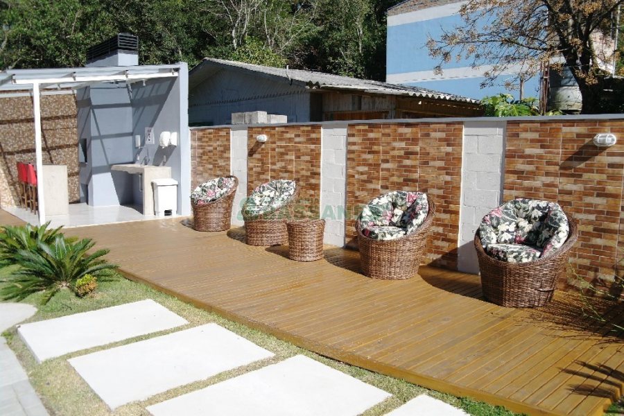 Apartamento com 42m², 2 dormitórios, 1 vaga, no bairro Petrópolis em Caxias do Sul para Alugar