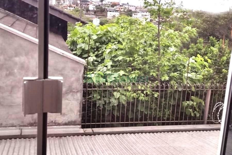 Apartamento com 61m², 2 dormitórios, 1 vaga, no bairro Charqueadas em Caxias do Sul para Comprar