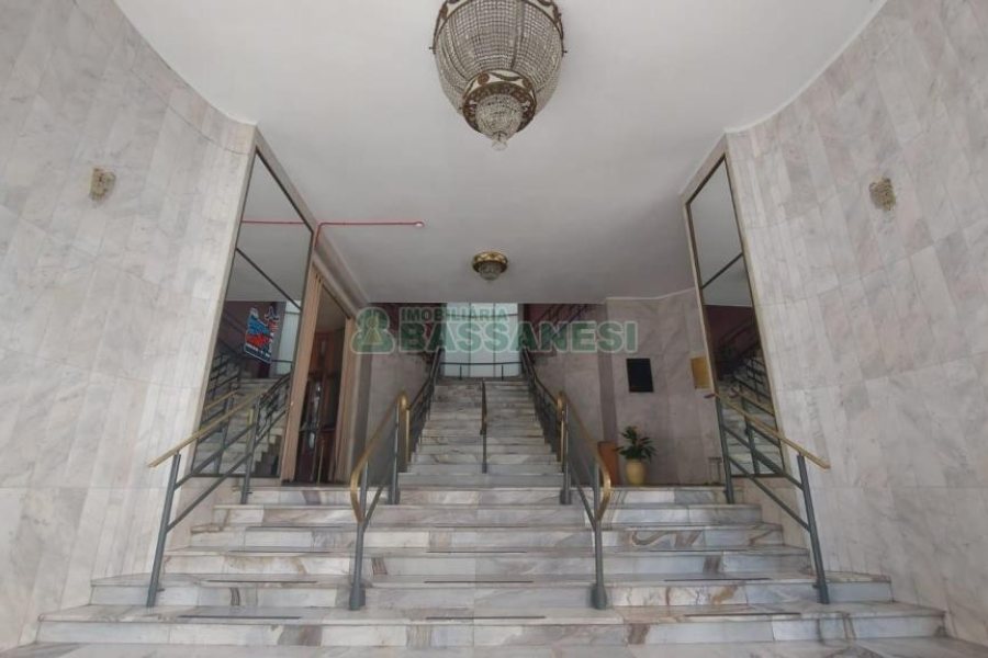 Loja com 3200m², no bairro Centro em Caxias do Sul para Alugar