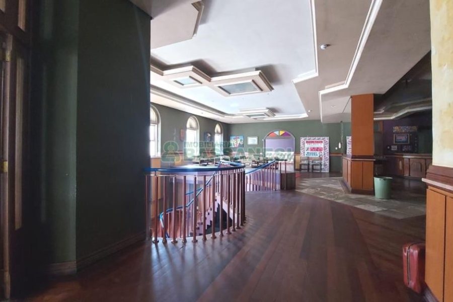 Loja com 3200m², no bairro Centro em Caxias do Sul para Alugar