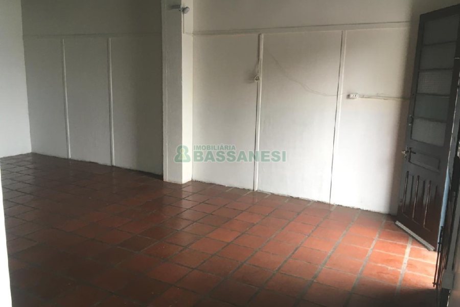 Casa Comercial com 50m², no bairro Santa Corona em Caxias do Sul para Alugar