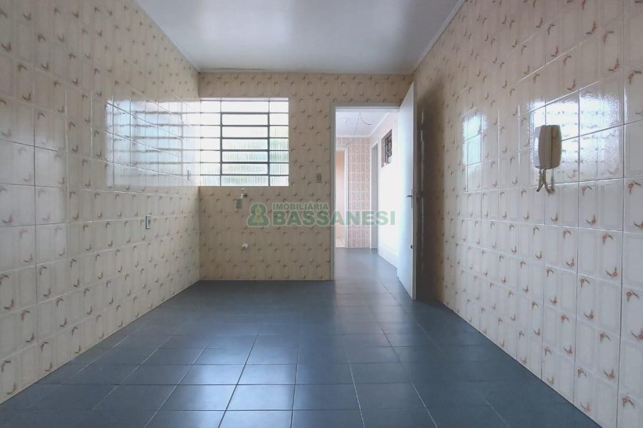 Apartamento com 78m², 3 dormitórios, 1 vaga, no bairro Rio Branco em Caxias do Sul para Alugar