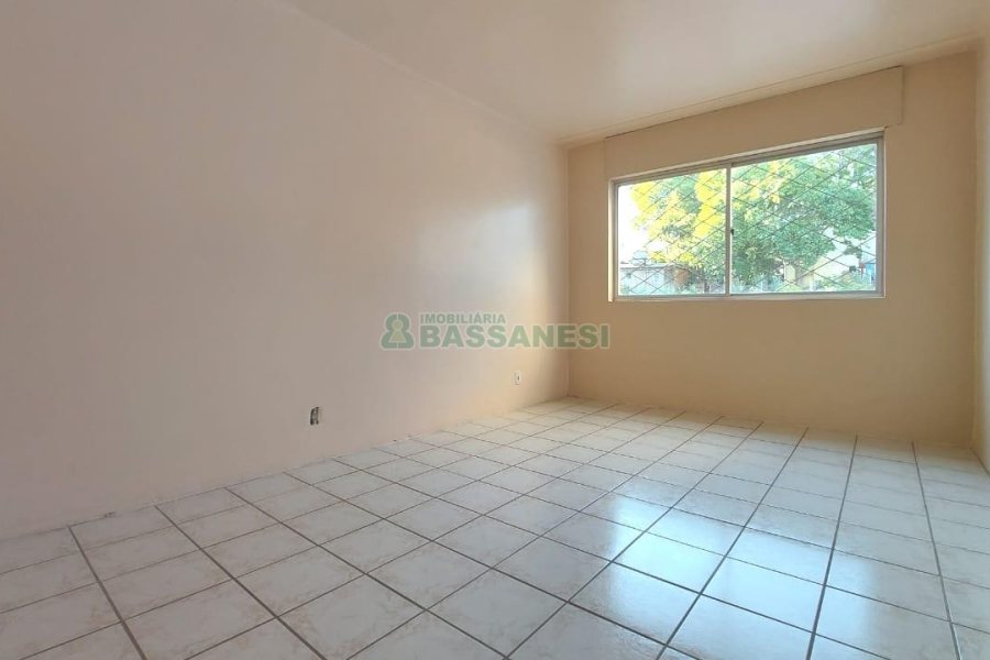 Apartamento com 78m², 3 dormitórios, 1 vaga, no bairro Rio Branco em Caxias do Sul para Alugar
