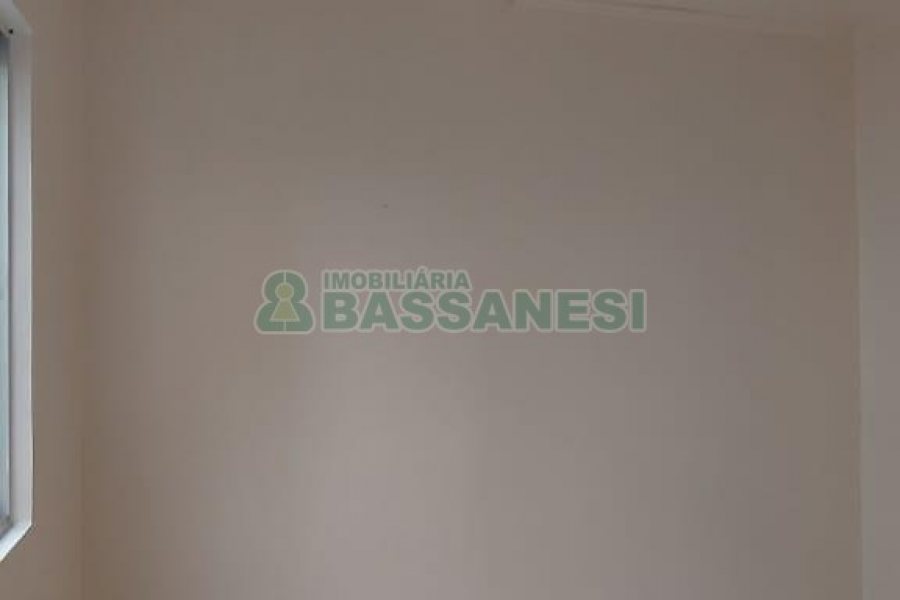 Apartamento com 78m², 3 dormitórios, 1 vaga, no bairro Rio Branco em Caxias do Sul para Alugar