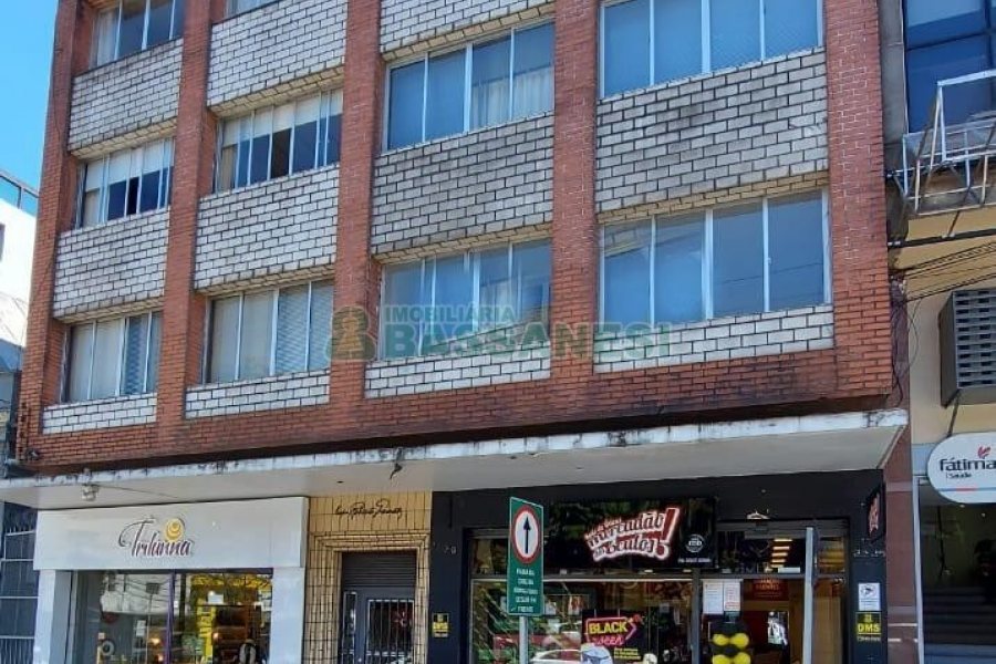 Apartamento com 100m², 3 dormitórios, no bairro São Pelegrino em Caxias do Sul para Alugar