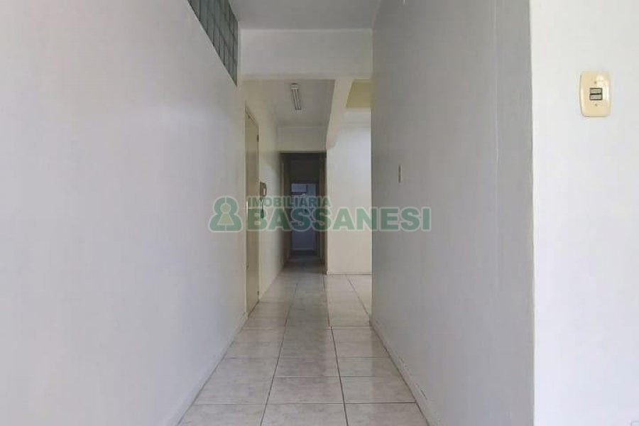 Apartamento com 100m², 3 dormitórios, no bairro São Pelegrino em Caxias do Sul para Alugar