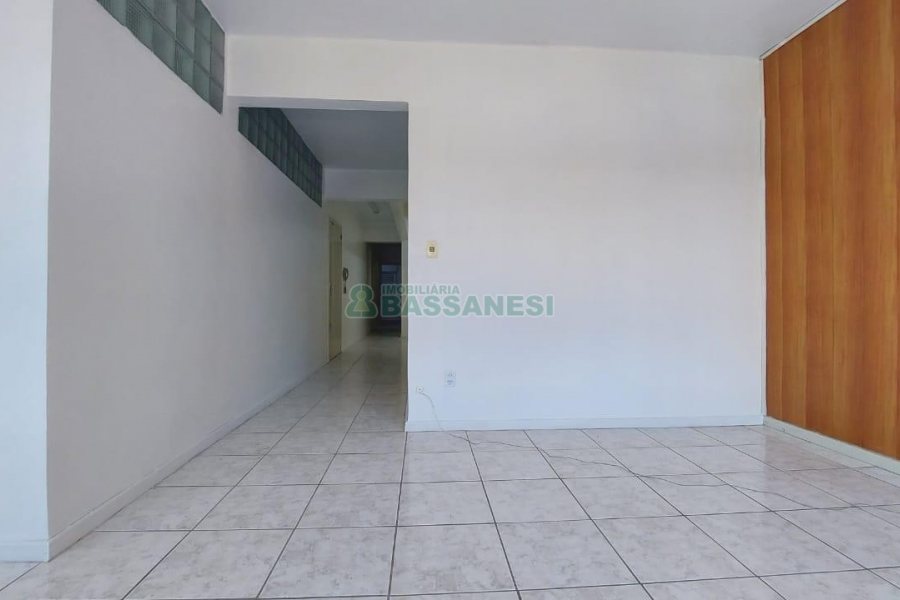 Apartamento com 100m², 3 dormitórios, no bairro São Pelegrino em Caxias do Sul para Alugar