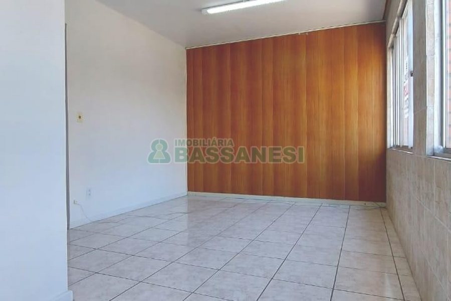 Apartamento com 100m², 3 dormitórios, no bairro São Pelegrino em Caxias do Sul para Alugar
