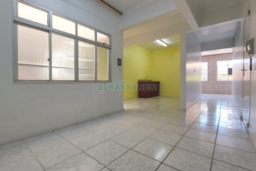 Apartamento com 100m², 3 dormitórios, no bairro São Pelegrino em Caxias do Sul para Alugar