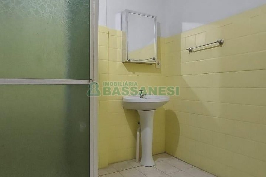 Apartamento com 100m², 3 dormitórios, no bairro São Pelegrino em Caxias do Sul para Alugar