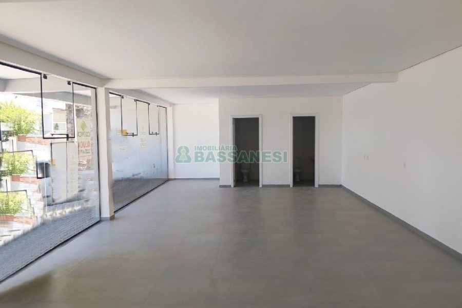 Loja com 90m², no bairro Centro em Caxias do Sul para Alugar