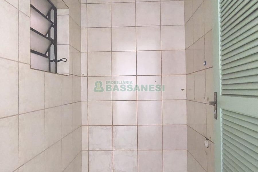 Predio com 709m², no bairro São Pelegrino em Caxias do Sul para Alugar