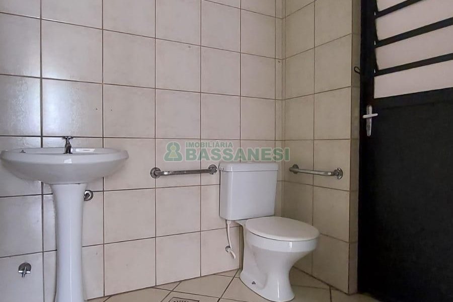 Predio com 709m², no bairro São Pelegrino em Caxias do Sul para Alugar