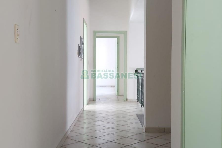 Predio com 709m², no bairro São Pelegrino em Caxias do Sul para Alugar