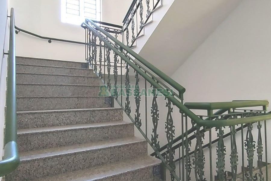 Predio com 709m², no bairro São Pelegrino em Caxias do Sul para Alugar