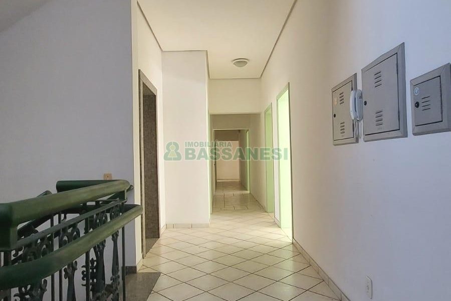 Predio com 709m², no bairro São Pelegrino em Caxias do Sul para Alugar