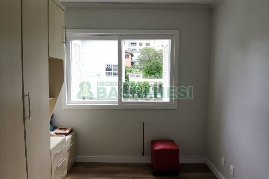 Apto Mobiliado com 184m², 4 dormitórios, 2 vagas, no bairro Colina Sorriso em Caxias do Sul para Comprar