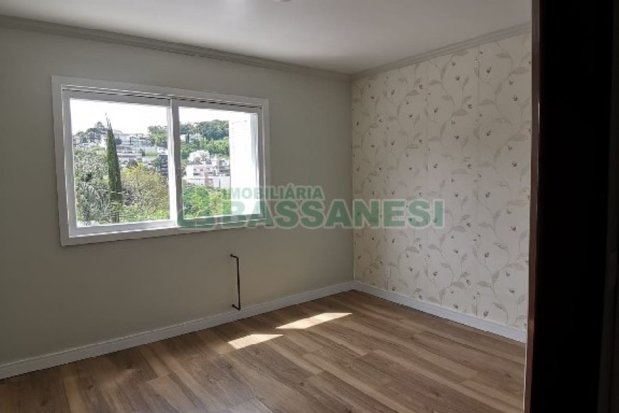 Apto Mobiliado com 184m², 4 dormitórios, 2 vagas, no bairro Colina Sorriso em Caxias do Sul para Comprar