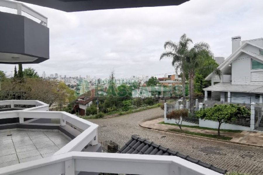 Apto Mobiliado com 184m², 4 dormitórios, 2 vagas, no bairro Colina Sorriso em Caxias do Sul para Comprar