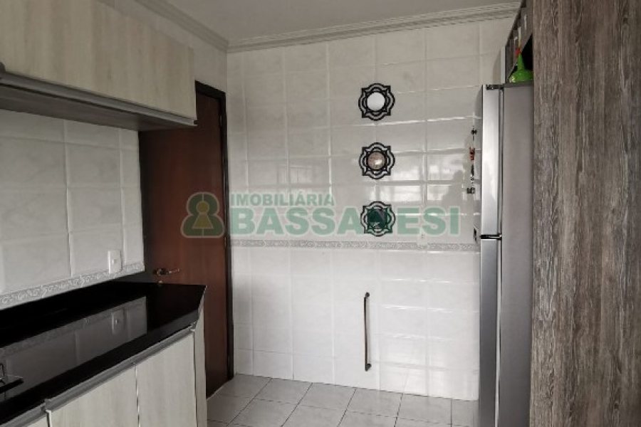 Apto Mobiliado com 184m², 4 dormitórios, 2 vagas, no bairro Colina Sorriso em Caxias do Sul para Comprar
