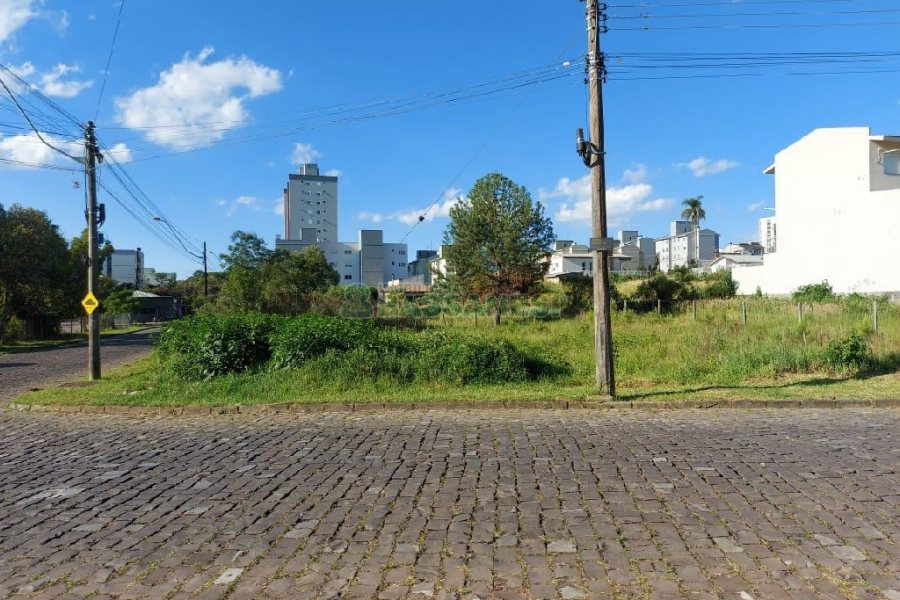 Terreno com 617m², no bairro Nossa Senhora do Rosário em Caxias do Sul para Alugar