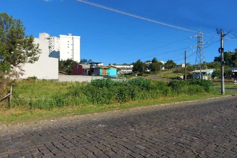 Terreno com 617m², no bairro Nossa Senhora do Rosário em Caxias do Sul para Alugar