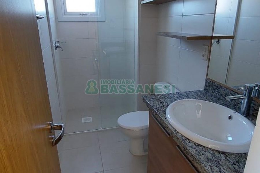 Apto Mobiliado com 60m², 1 dormitório, 1 vaga, no bairro Rio Branco em Caxias do Sul para Alugar