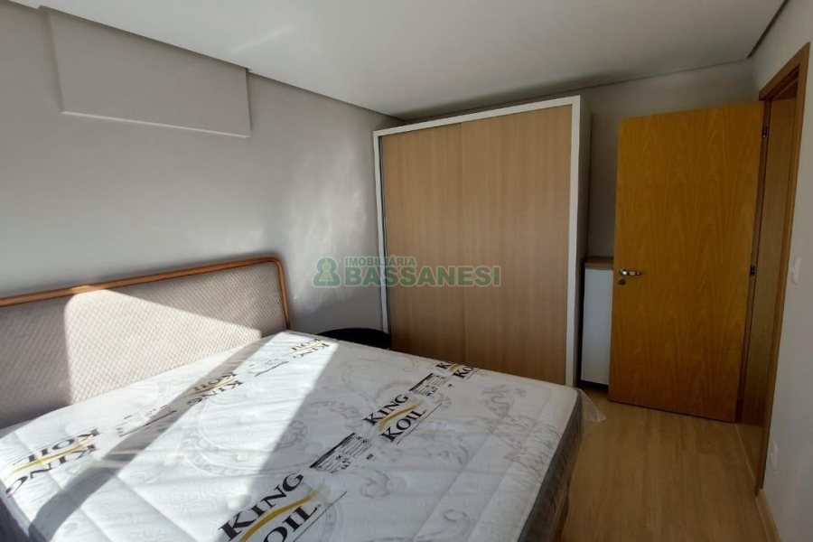 Apto Mobiliado com 60m², 1 dormitório, 1 vaga, no bairro Rio Branco em Caxias do Sul para Alugar