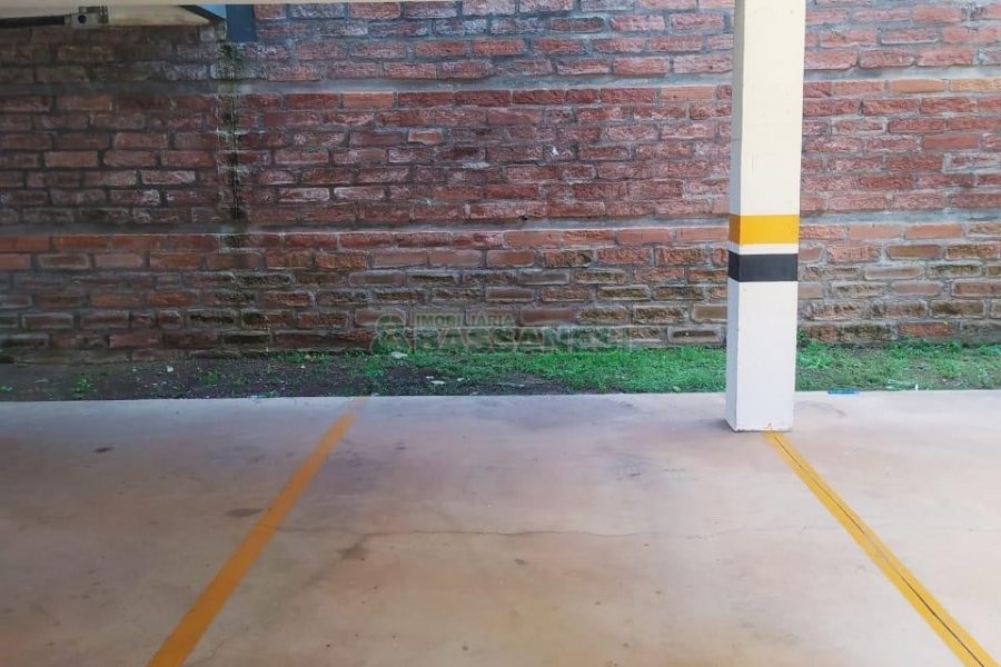 Apartamento com 58m², 2 dormitórios, 1 vaga, no bairro São Caetano em Caxias do Sul para Comprar