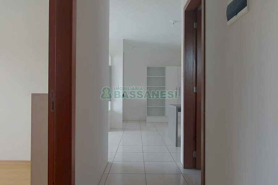 Apartamento com 58m², 2 dormitórios, 1 vaga, no bairro São Caetano em Caxias do Sul para Comprar