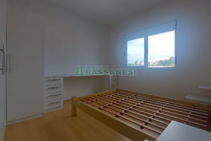 Apartamento com 58m², 2 dormitórios, 1 vaga, no bairro São Caetano em Caxias do Sul para Comprar