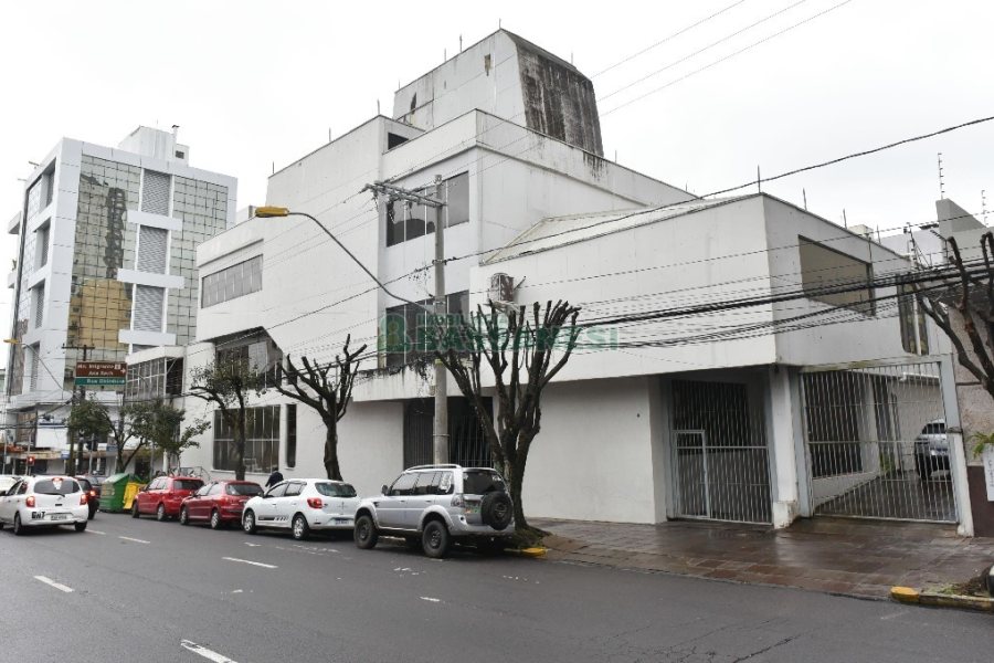 Loja com 2287m², no bairro Centro em Caxias do Sul para Alugar