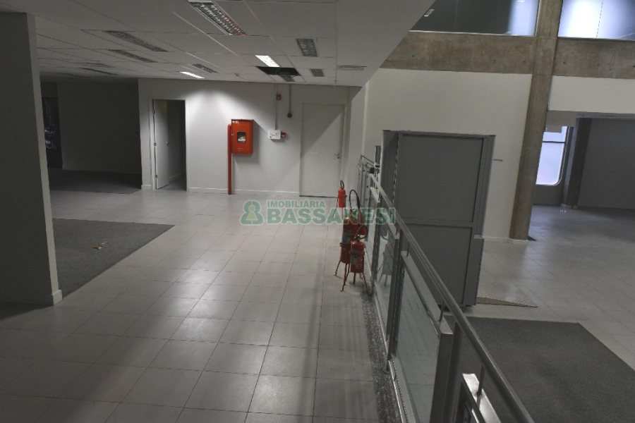 Loja com 2287m², no bairro Centro em Caxias do Sul para Alugar
